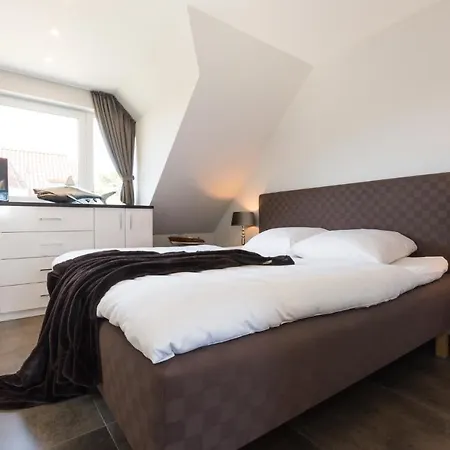 Haus Charlotte Ferienhaus Ostseeheilbad Zingst